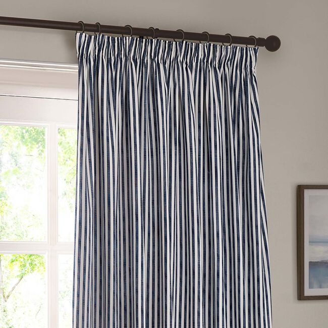 YARD PENCIL PLEAT HEBDEN NAVY  66x90 Curtain