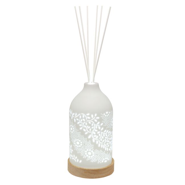 Woodbridge LED Ceramic Reed Diffuser Leaf
