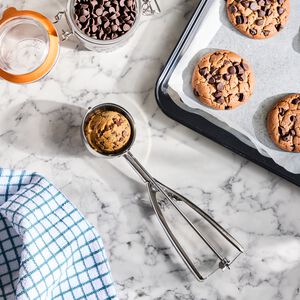 Confection Stand Large Cookie & Ice Cream Scoop
