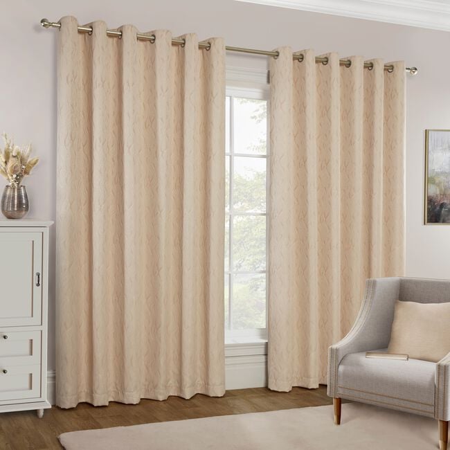 BLACKOUT & THERMAL LUXE GOLD 66x54 Curtain