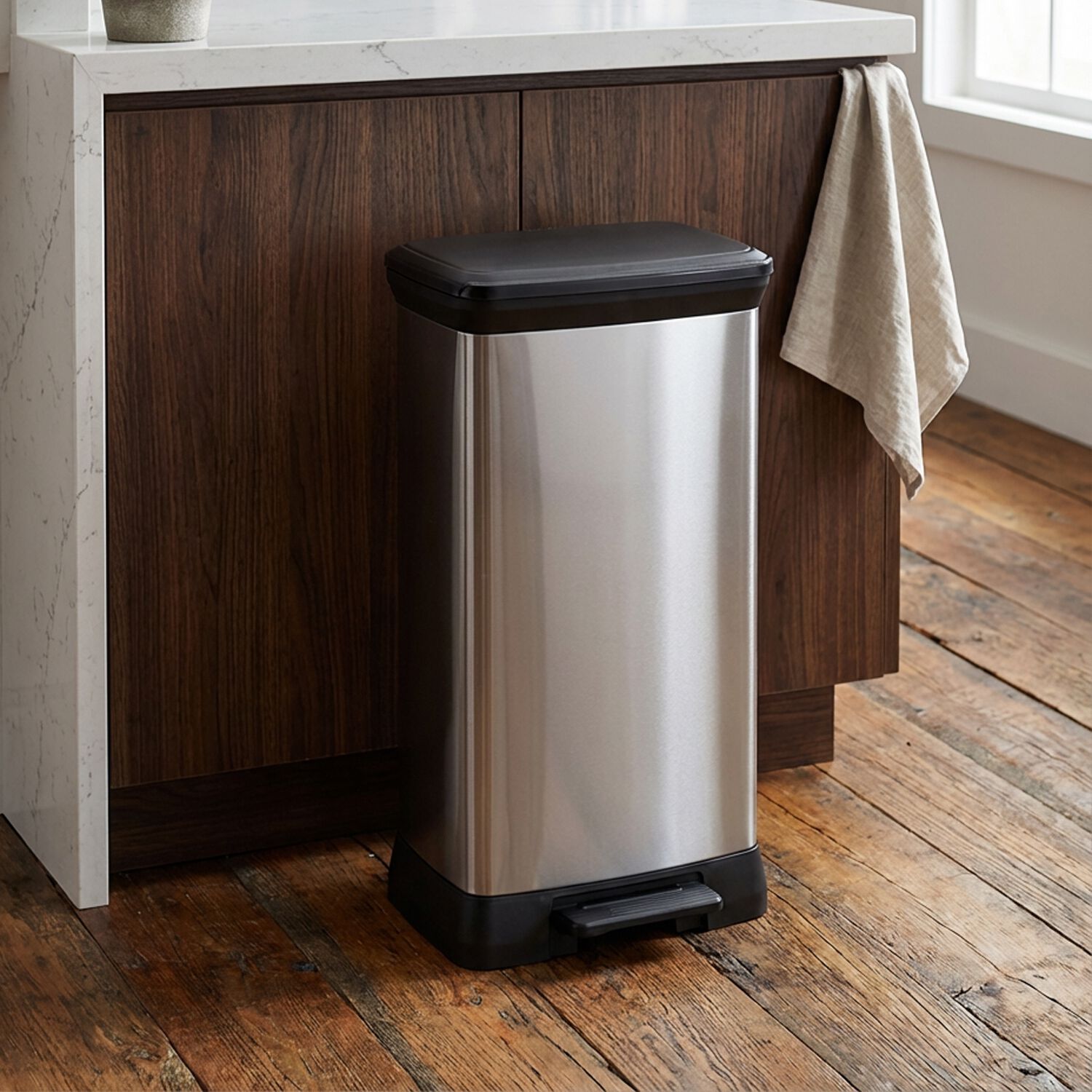 65 liter zilver metallic vuilnisemmer kunststof - CURVER DECO BIN 65 liter zilver metallic vuilnisemmer kunststof - CURVER DECO BIN