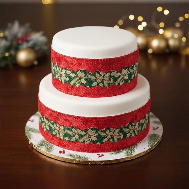 Holly Centre Christmas Cake Frill 