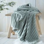 MORRITZ GREEN 130x180CM Throw