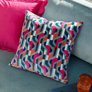 FURN METRO PRISM 45X45 MULTI Cushion