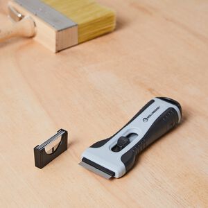 Rolling Dog Window Scraper With 5 Blades