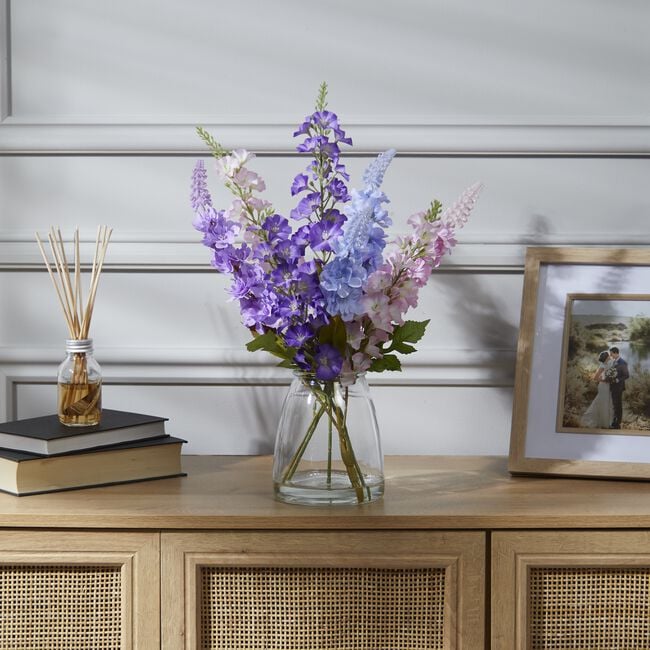 42cm Flower Arrangement In Glass Vase