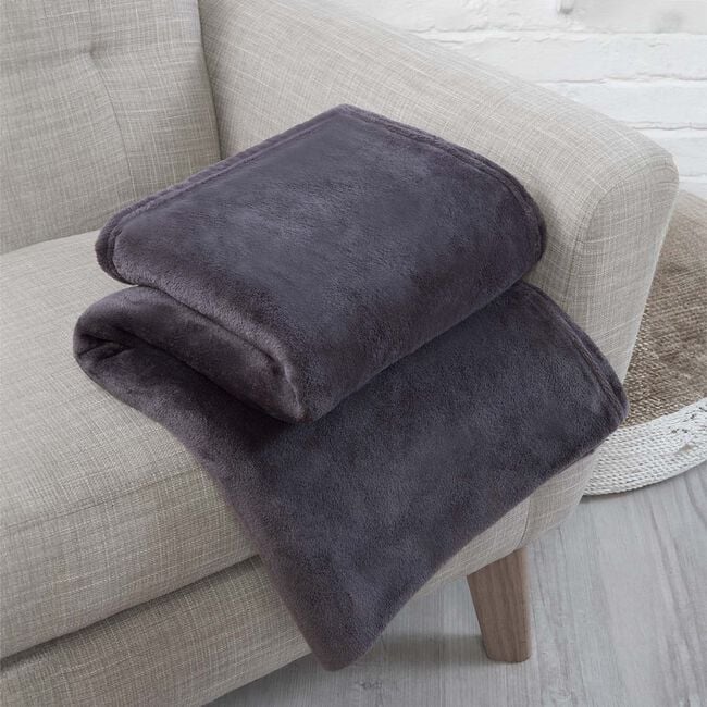 NICOLE DAY FLEECE Charcoal 150x180cm Throw&nbsp;&nbsp;&nbsp;&nbsp;&nbsp;&nbsp;&nbsp;&nbsp;&nbsp;&nbsp;&nbsp; 