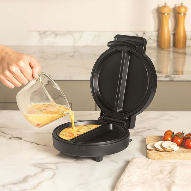 Haden 1000W Omelette Maker