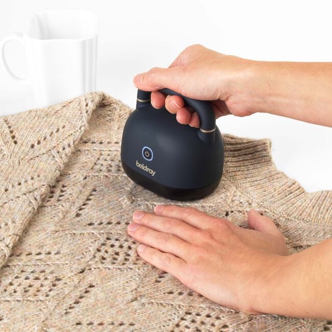 Beldray Easy Empty Electric Lint Remover