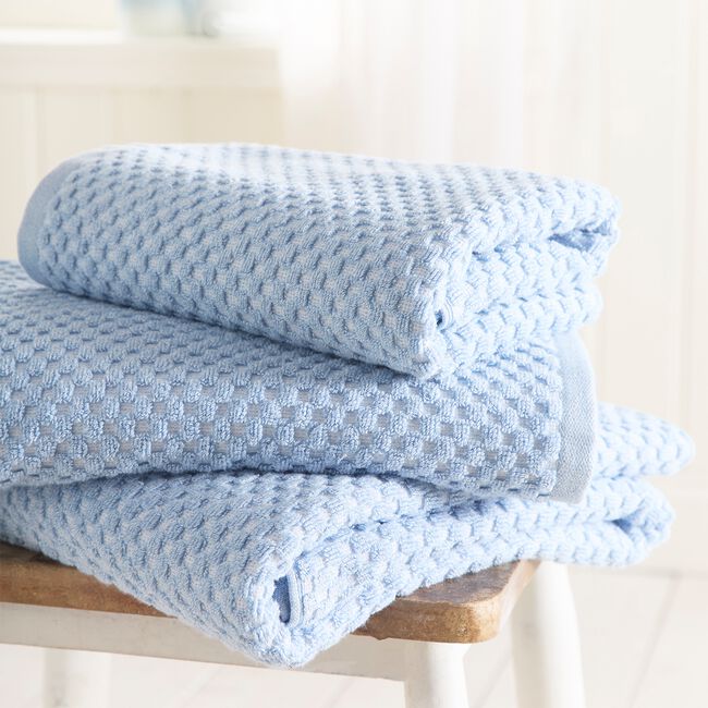 POPCORN CHECK BLUE Hand Towel