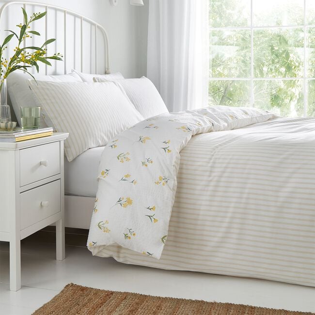 SINGLE DUVET COVER Dreams & Drapes Ditsy Floral Seersucker