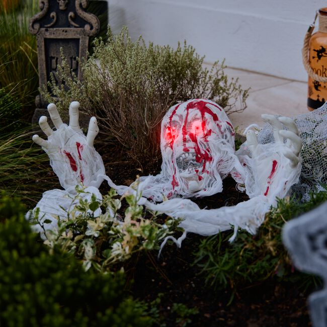 Mummy Groundbreaker With Red LED Eyes