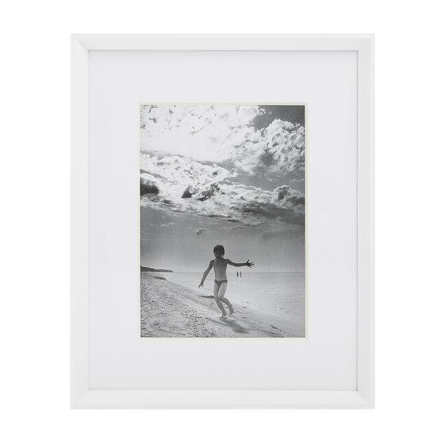 8x10" REINE WHITE Wood Bevelled Frame