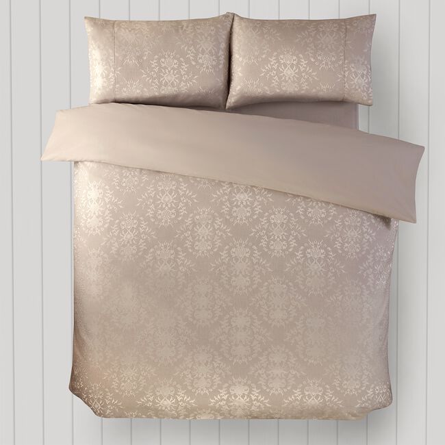 KING SIZE DUVET COVER Anglesey Jacquard Champagne &nbsp;&nbsp;&nbsp;&nbsp;&nbsp;&nbsp;&nbsp;&nbsp;&nbsp;&nbsp; 