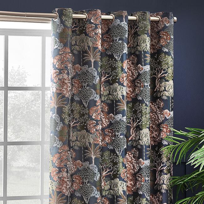 WYLDER WOODLANDS NAVY 90x90 Curtain