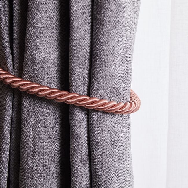 CABLE BLUSH TIEBACK