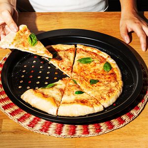 Pyrex® Glide Pizza Tray 31cm
