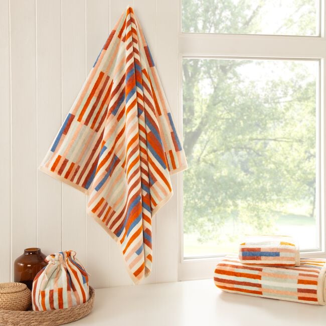 GEO STRIPE CLAY Hand Towel