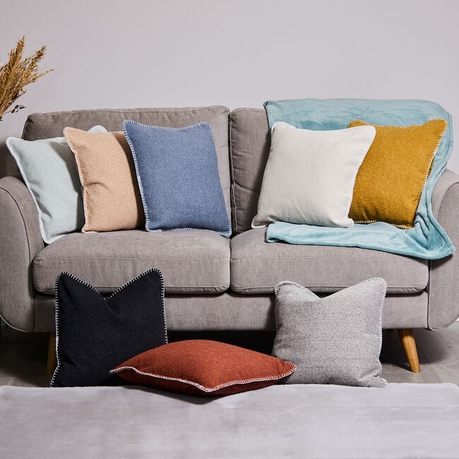 BOUCLE CHARCOAL 45x45 Cushion