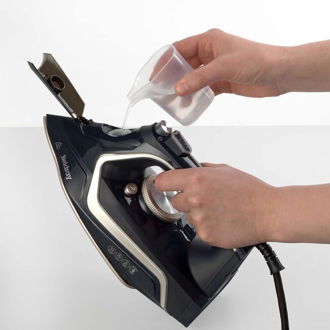 Beldray 2600W Ultra Sleek Steam Iron