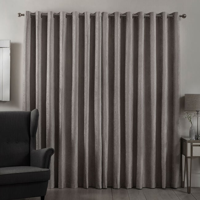 BLACKOUT & THERMAL TEXTURED SILVER 66x54 Curtain