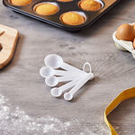 Apollo Measuring Spoons Set of 5 - White