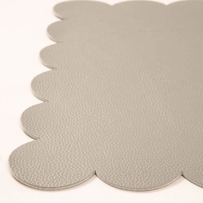 SCALLOP LEATHER Grey Placemat