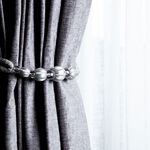 PARIS CABLE BALL SILVER Tie Back