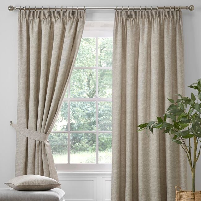 DREAMS & DRAPES Pembrey Natural 66x90 Curtain
