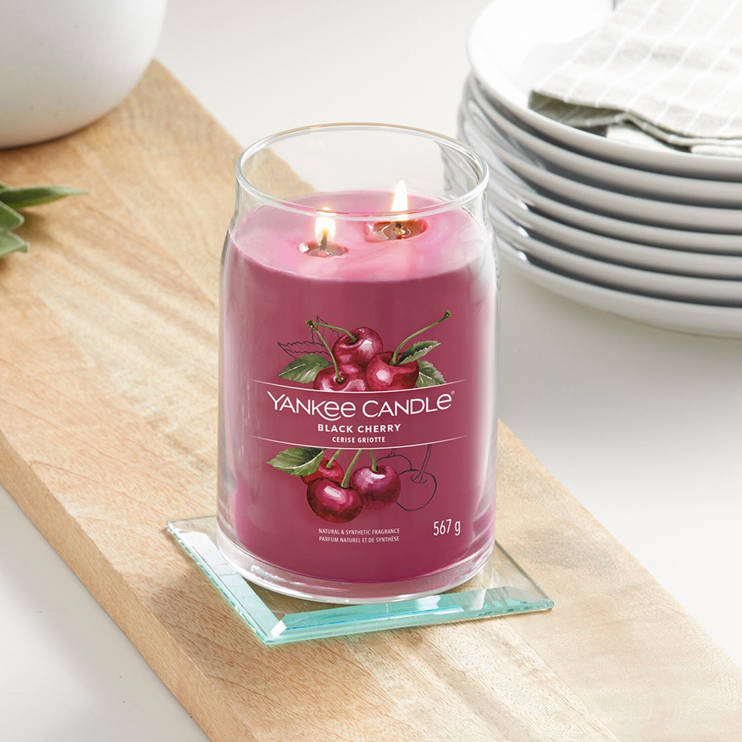 Yankee Candle scented candle | Black Cherry Medium Jar candle | Burn time: up to 75 hours : Yankee Candle Yankee Candle scented candle | Black Cherry Medium Jar candle | Burn time: up to 75 hours : Yankee Candle