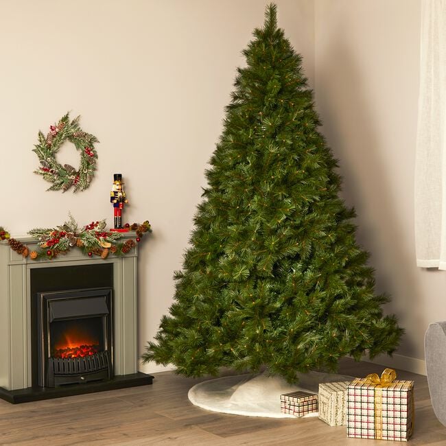 Nebraska 8ft Christmas Tree 