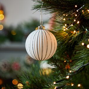 6 Pack Silver Frosted Luxury Christmas Bauble Set