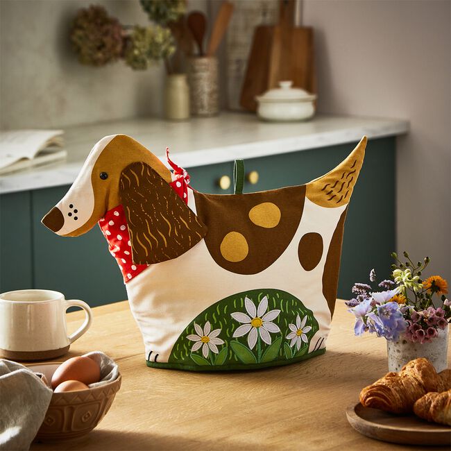 Daisy Dog Shaped Tea Cosy