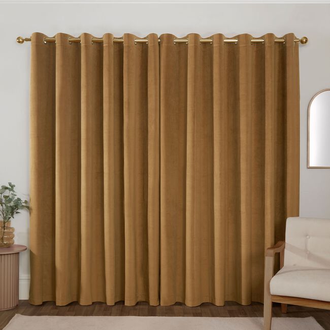 BLACKOUT & THERMAL VELVET GOLD 66x72 Curtain