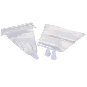 La Cucina Disposable 10 Icing Bags & 3 Nozzles