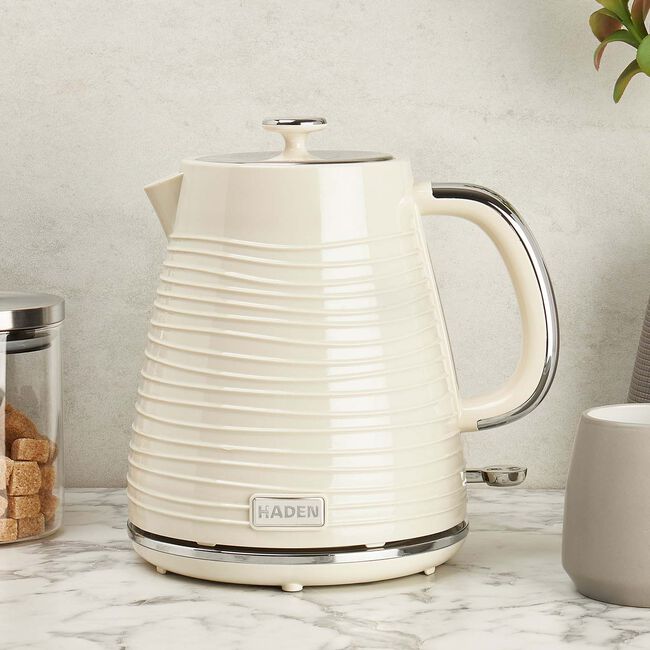 HADEN DEVON 1.7L CREAM Kettle