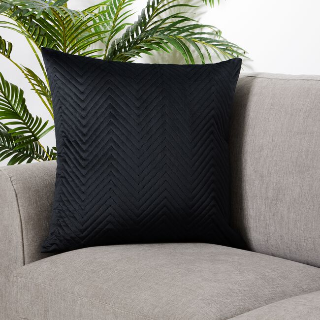 TRIANGLE STITCH BLACK 58x58 Cushion
