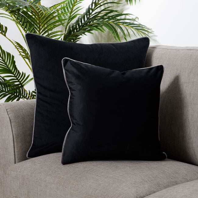 Naomi Cushion 45x45cm - Black