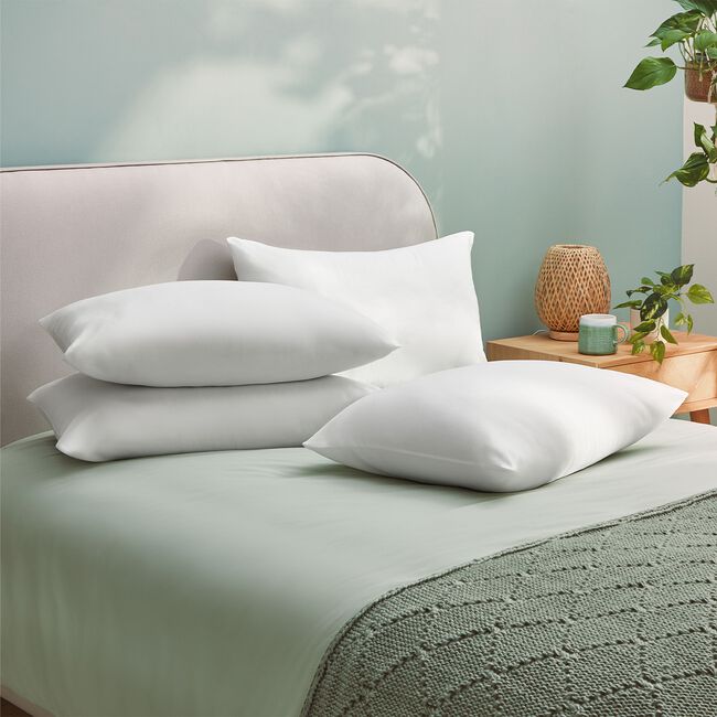 Silentnight Anti Allergy Pillow 4 Pack