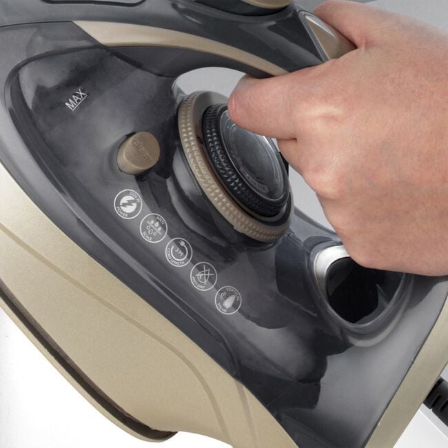 Beldray Powerlite 3200W Steam Iron