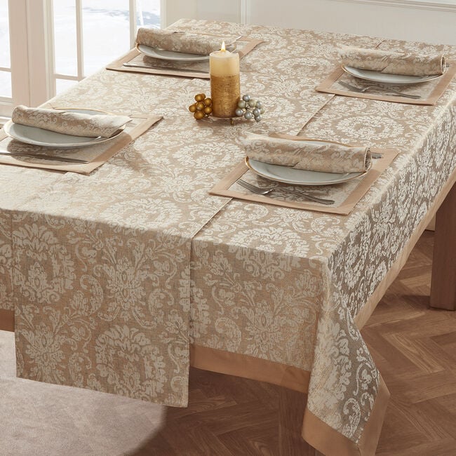 DAMASK MEDALLION GOLD 160x183cm Table Cloth