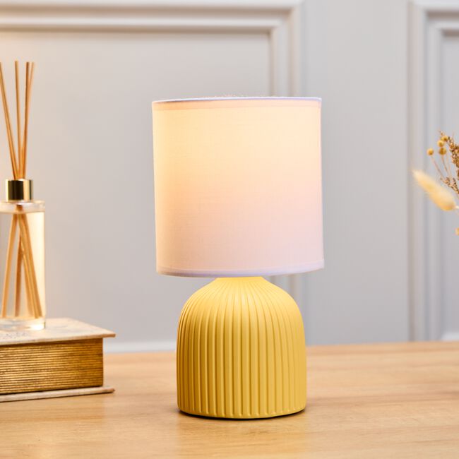 Sara Table Lamp