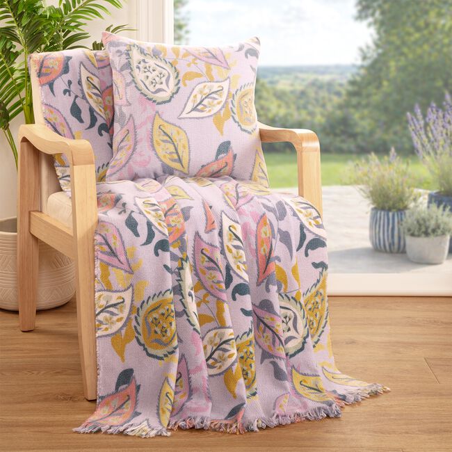 Modern Paisley 140cm x 180cm Throw