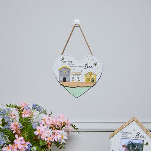 Bee Wooden Plaque Heart