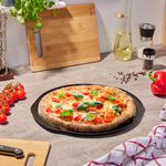 Bakers Select Pizza Pan 33cm 