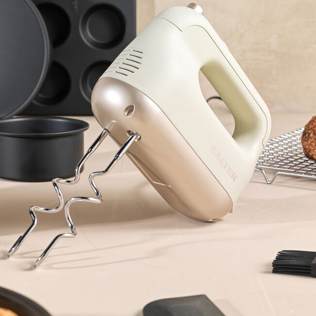 Salter Bakes Oatmeal Hand Mixer