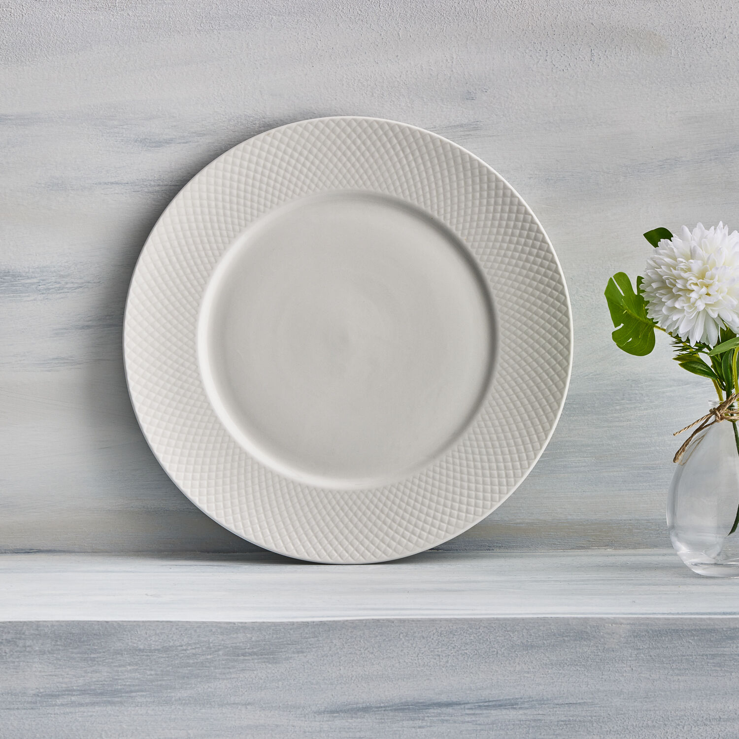 Abney Croft Embossed Arbor 16 Piece Dinner Set