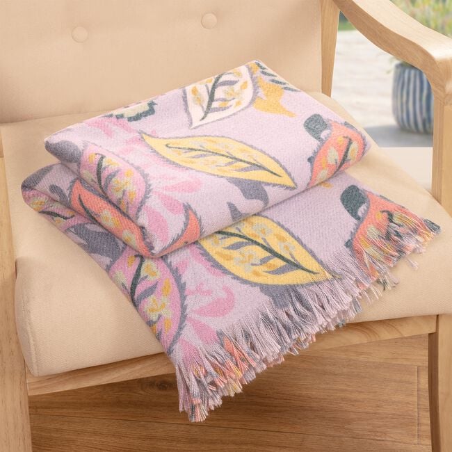 Modern Paisley 140cm x 180cm Throw