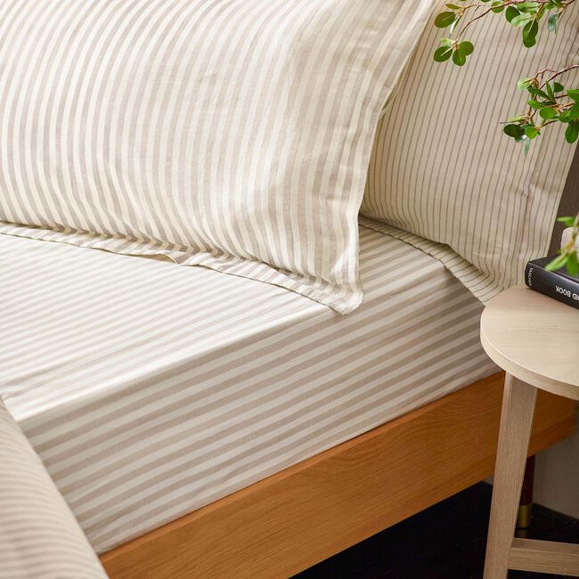 HEBDEN Single Fitted Sheet Natural