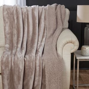 Ruane Mink Sherpa Throw 127cm x 152cm